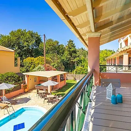 Hotel Bella De Lux Apts 4*