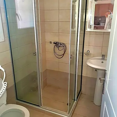 Bella De Lux Apts 4* Liapades