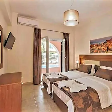Bella De Lux Apts Hotel