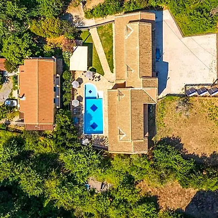 Hotel Bella De Lux Apts
