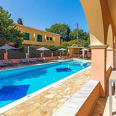 Bella De Lux Apts Hotel 4*
