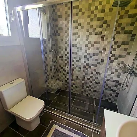 Bella De Lux Apts Hotel 4*